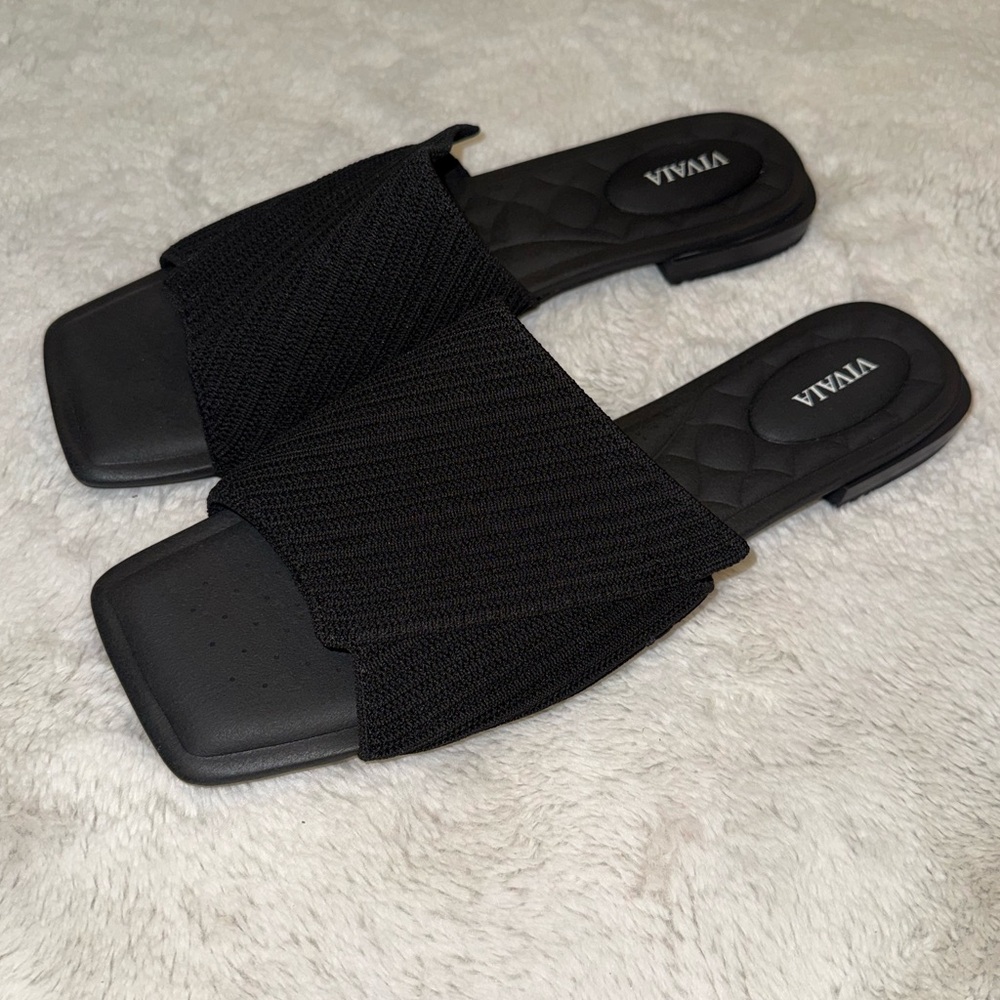 VIVAIA Streamline Slide Sandals (Maeve) – Black
Size: EU 42 (approx. US 10.5-11) - Picture 2 of 4